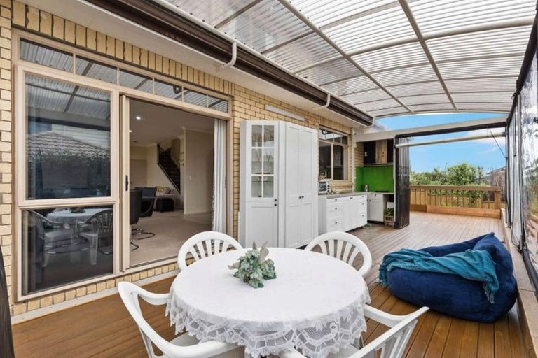 Photo of property in 27 Amaretto Avenue, Flat Bush, Auckland, 2019