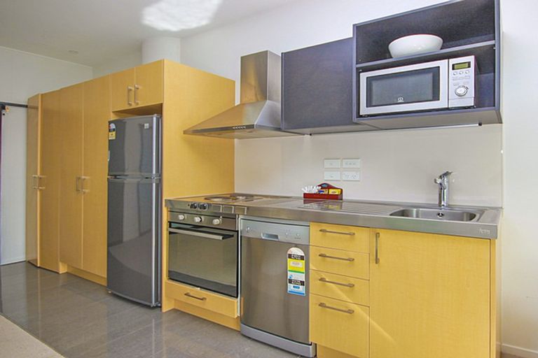 Photo of property in Twin Towers, 811/17 Putney Way, Manukau, Auckland, 2104