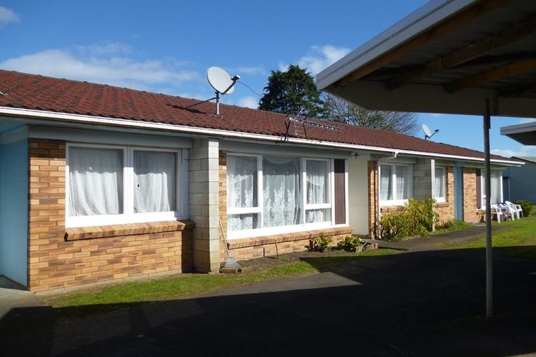 Photo of property in 7 Norman Spencer Drive, Papatoetoe, Auckland, 2104