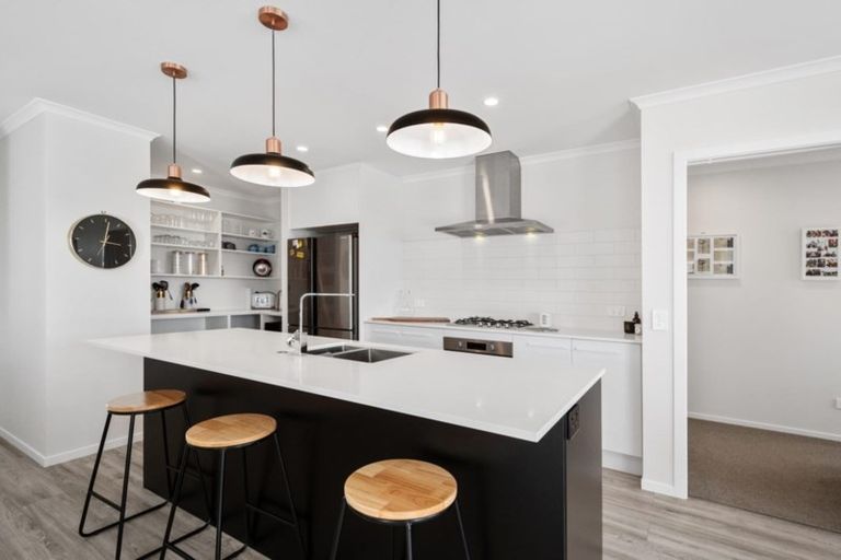 Photo of property in 17 Parkside Mews, Papamoa, 3118