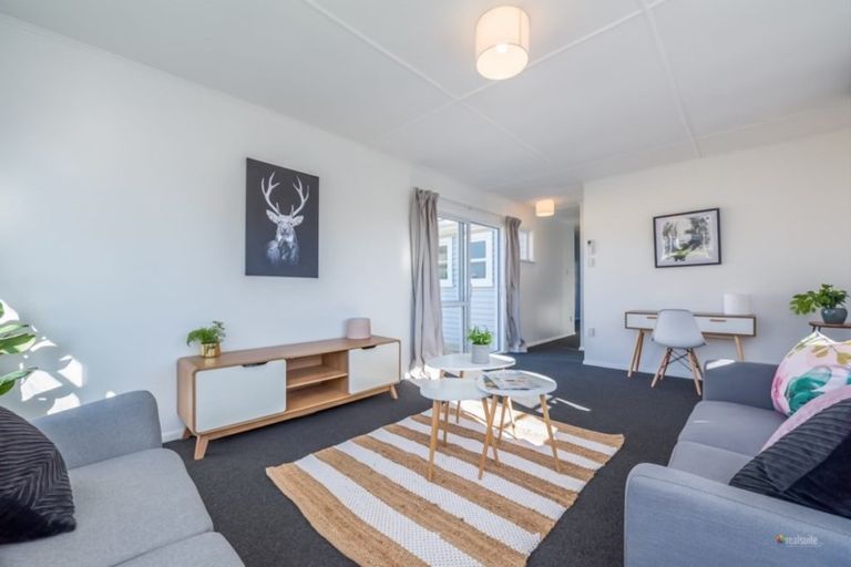 Photo of property in 23 Dover Road, Wainuiomata, Lower Hutt, 5014