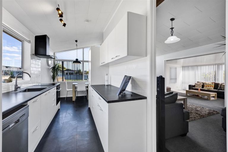 Photo of property in 62 Mangati Road, Bell Block, New Plymouth, 4312