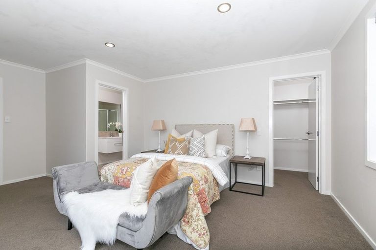 Photo of property in 18 Patatee Terrace, Baverstock, Hamilton, 3200