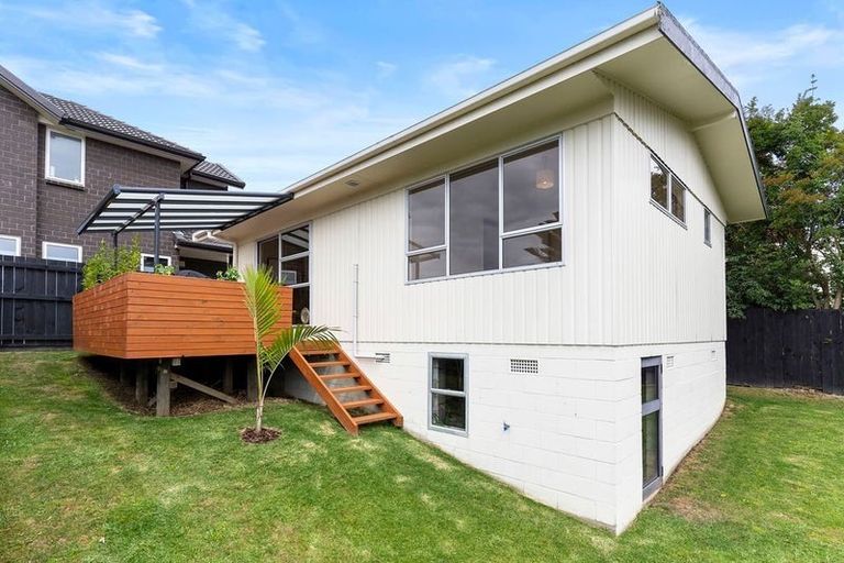 Photo of property in 7d Yeoman Place, Howick, Auckland, 2014