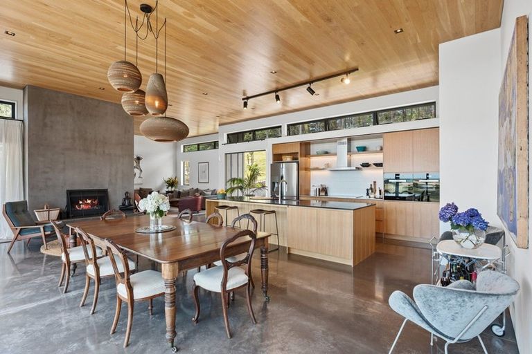 Photo of property in 80 Harakeke Road, Te Horo, Otaki, 5581