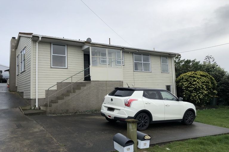 Photo of property in 12 Hiwi Crescent, Titahi Bay, Porirua, 5022