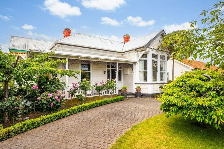 Photo of property in 12 Campbell Street, Whanganui, 4500