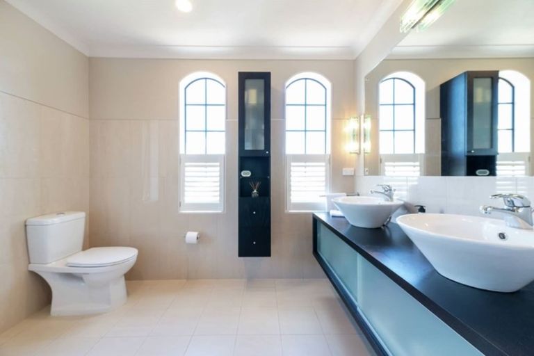 Photo of property in 298 Point Drive, Dannemora, Auckland, 2016