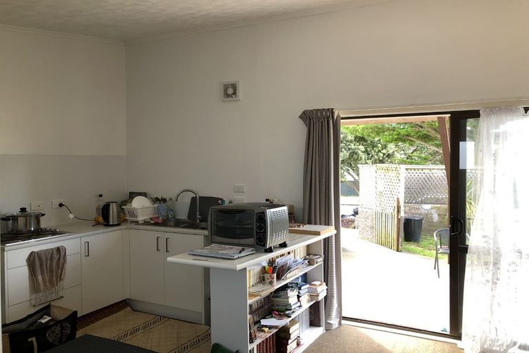 Photo of property in 32 Rangiora Street, Castlecliff, Whanganui, 4501