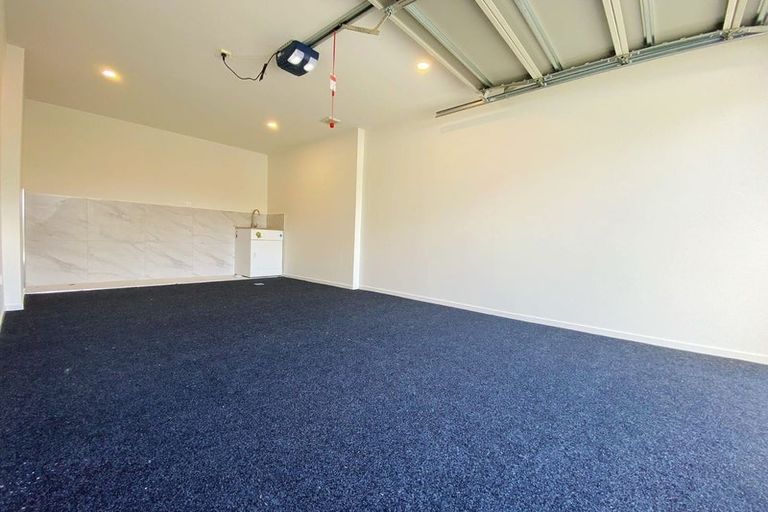 Photo of property in 7/236 Albany Highway, Schnapper Rock, Auckland, 0632