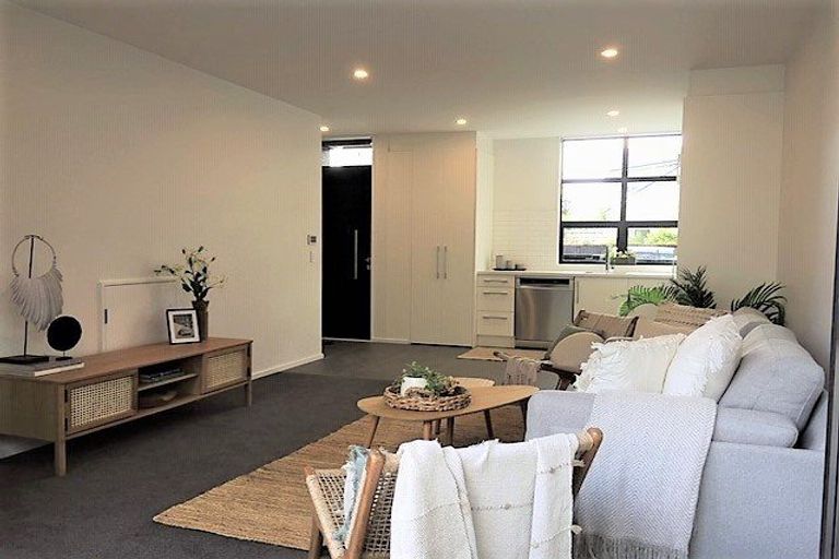 Photo of property in 6/27 Gracefield Avenue, Christchurch Central, Christchurch, 8013