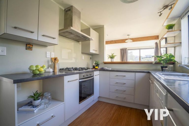 Photo of property in 30 Guadeloupe Crescent, Grenada Village, Wellington, 6037