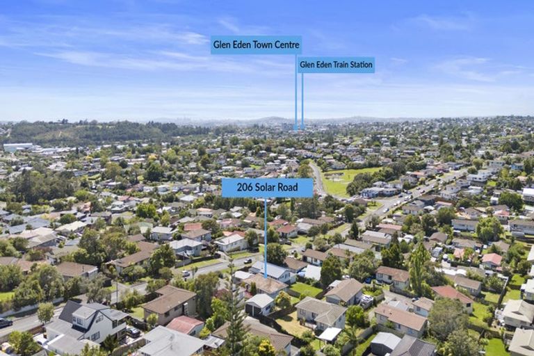 Photo of property in 206 Solar Road, Glen Eden, Auckland, 0602