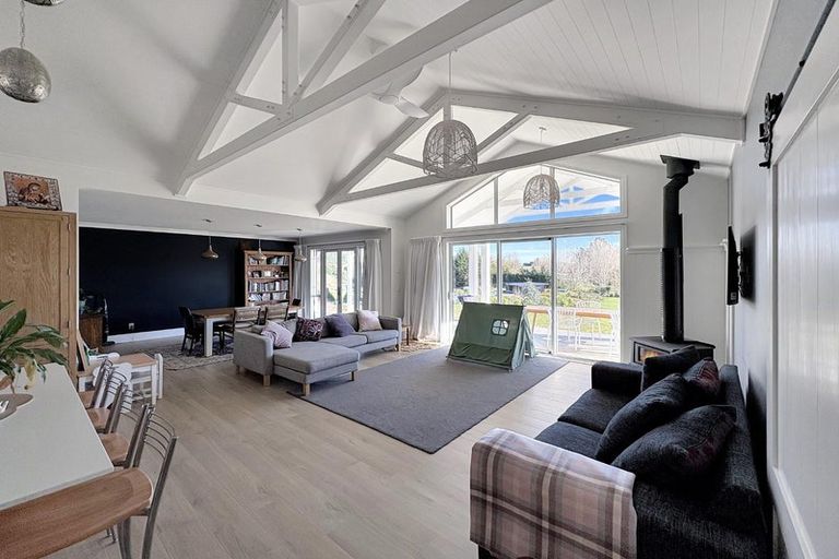 Photo of property in 21 Kristin Place, Manakau, Levin, 5573