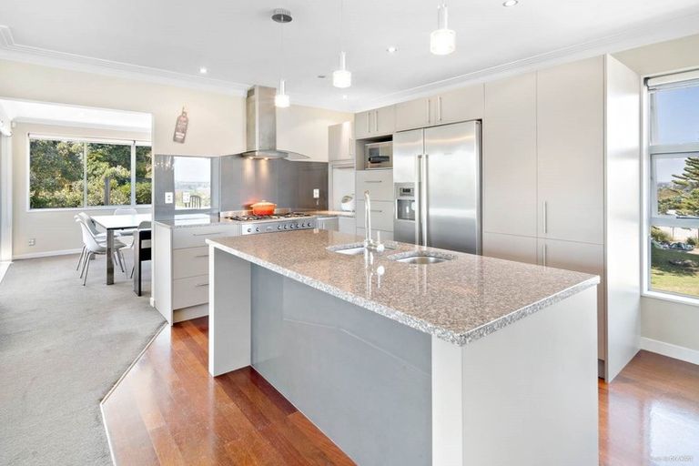 Photo of property in 1/62 Sorrel Crescent, Bucklands Beach, Auckland, 2012