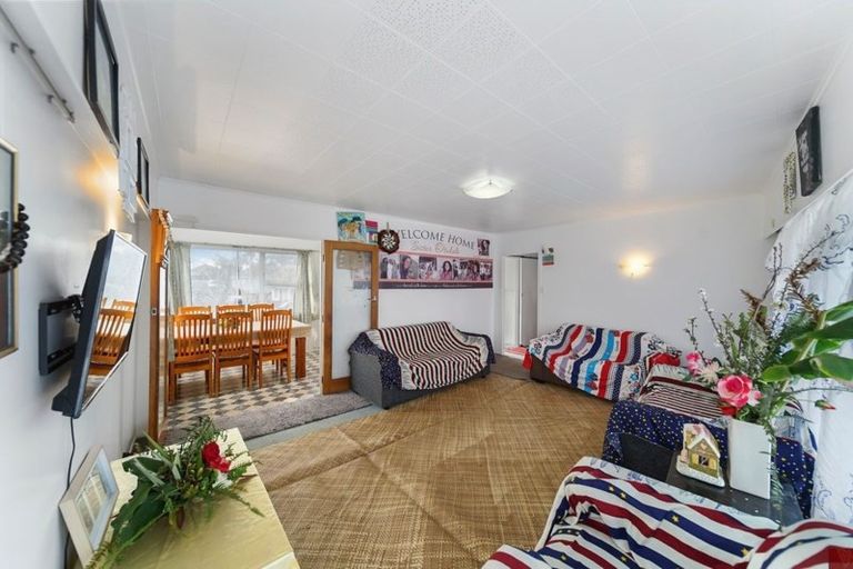 Photo of property in 130a Browns Road, Manurewa, Auckland, 2102