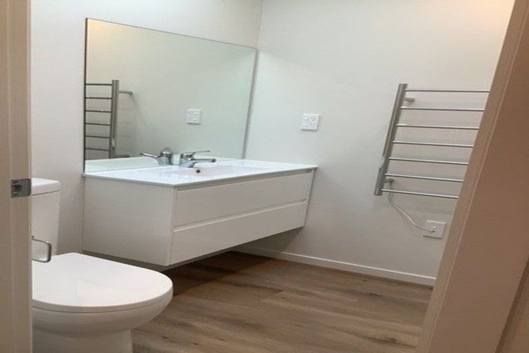 Photo of property in 31 Mcgrath Way, Taita, Lower Hutt, 5011