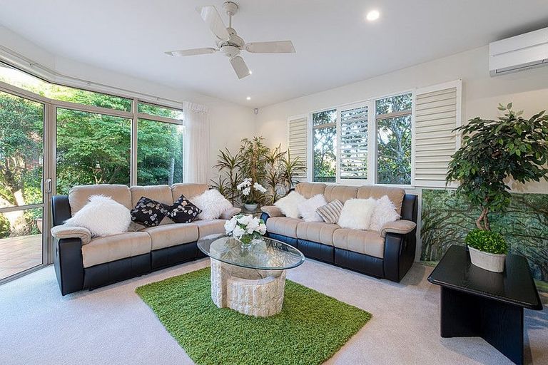 Photo of property in 3/284 Lake Road, Hauraki, Auckland, 0622