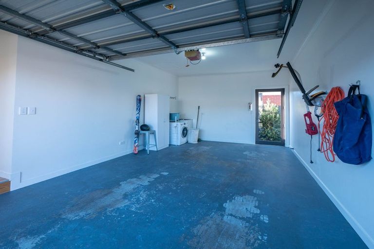 Photo of property in 24b Hargest Crescent, Saint Kilda, Dunedin, 9012