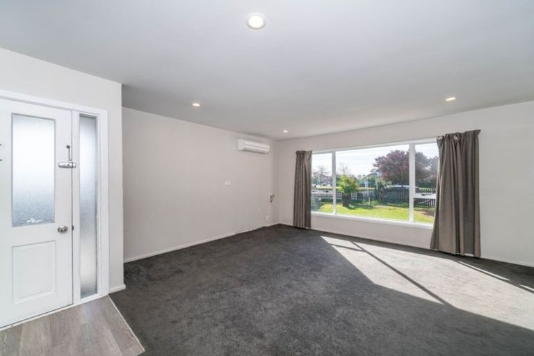 Photo of property in 44 Travis Road, Burwood, Christchurch, 8083