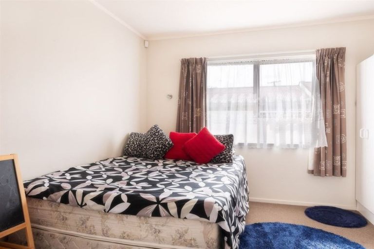 Photo of property in 4/19 Opaheke Road, Papakura, 2110