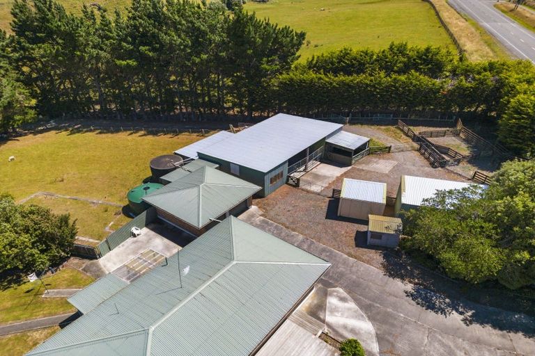 Photo of property in 1797 State Highway 3, Awahuri, Palmerston North, 4479
