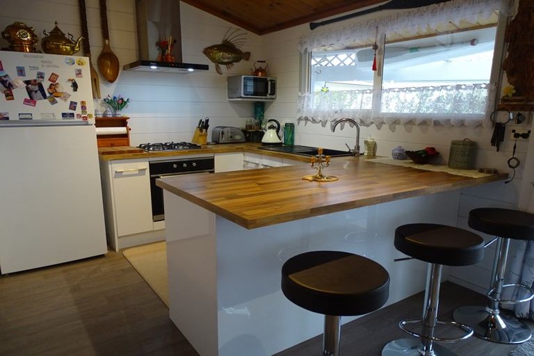 Photo of property in 5 Menzies Place, Paeroa, 3600