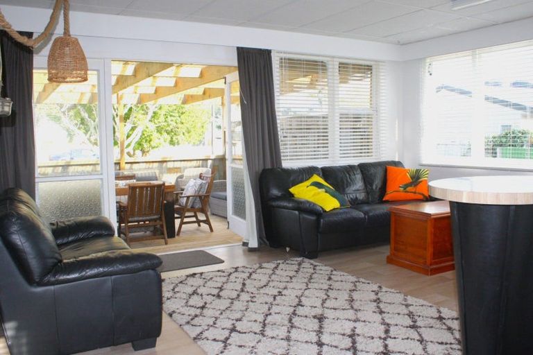 Photo of property in 224 Tui Road, Whangamata, 3620