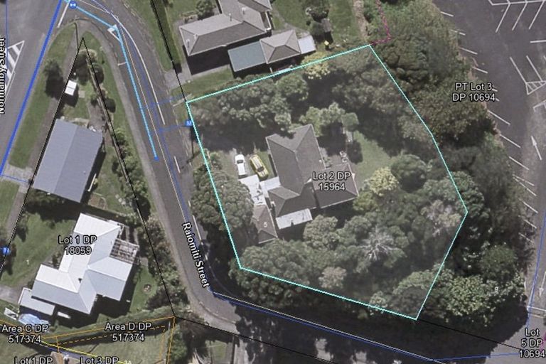 Photo of property in 7 Raiomiti Street, Fitzroy, New Plymouth, 4312