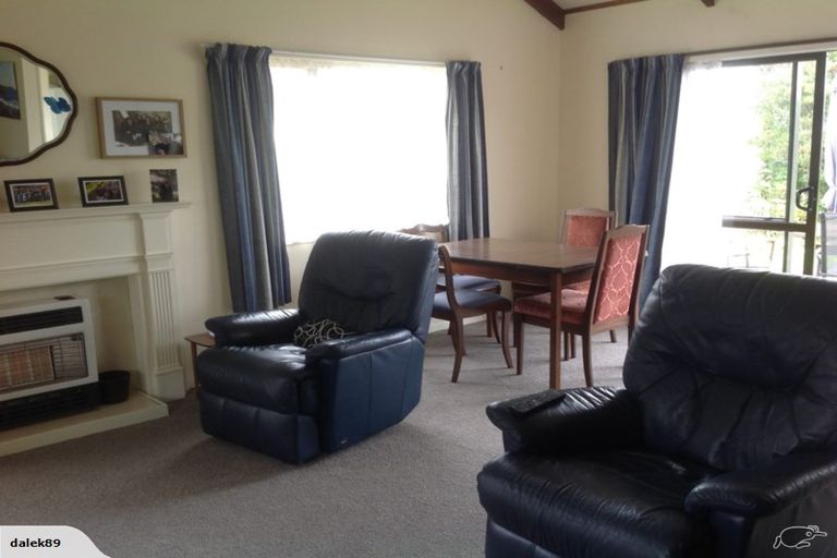 Photo of property in 100 Oakfield Crescent, Pukete, Hamilton, 3200