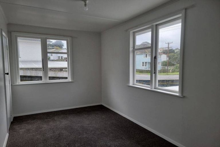 Photo of property in 115 Dimock Street, Titahi Bay, Porirua, 5022