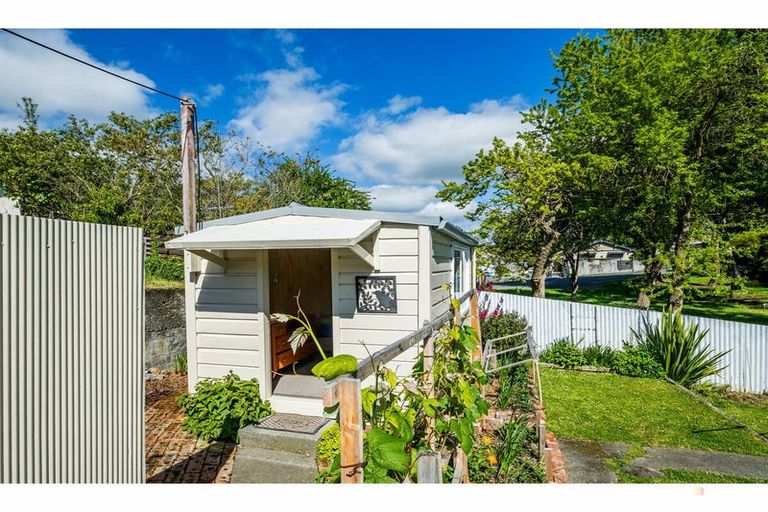 Photo of property in 6 Sutter Street, Seaview, Timaru, 7910