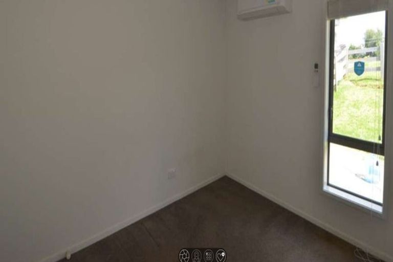 Photo of property in 56 Helenslee Road, Pokeno, 2402