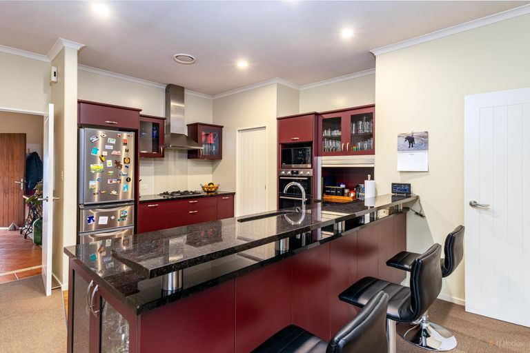 Photo of property in 75 Main North Road, Geraldine, 7930