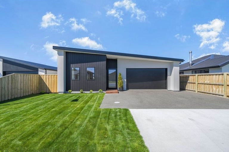 Photo of property in 34 Cousins Street, Woodend, 7691