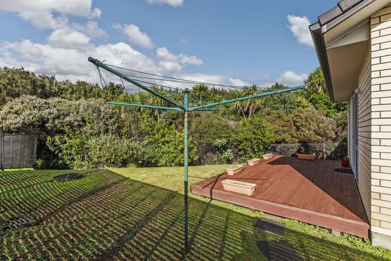 Photo of property in 5 Northbrook Close, Greenhithe, Auckland, 0632