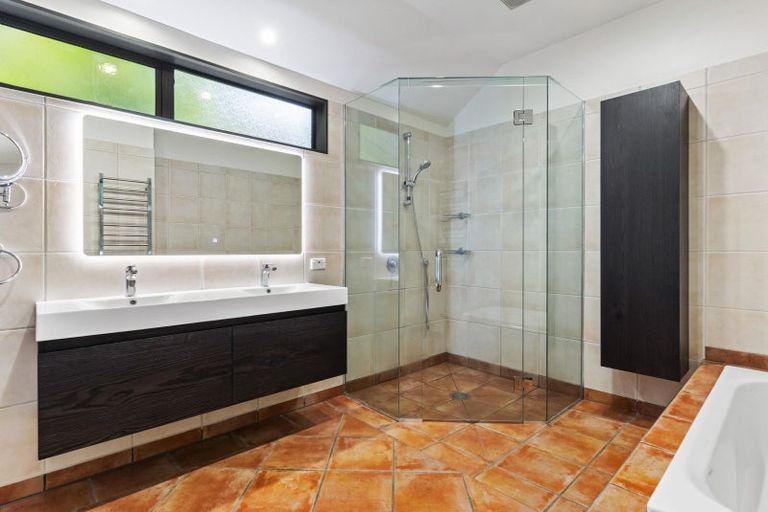 Photo of property in 169 Three Oaks Drive, Dairy Flat, Albany, 0794