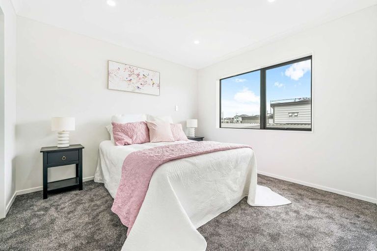 Photo of property in 5 Seagreen Avenue, Rosehill, Papakura, 2113