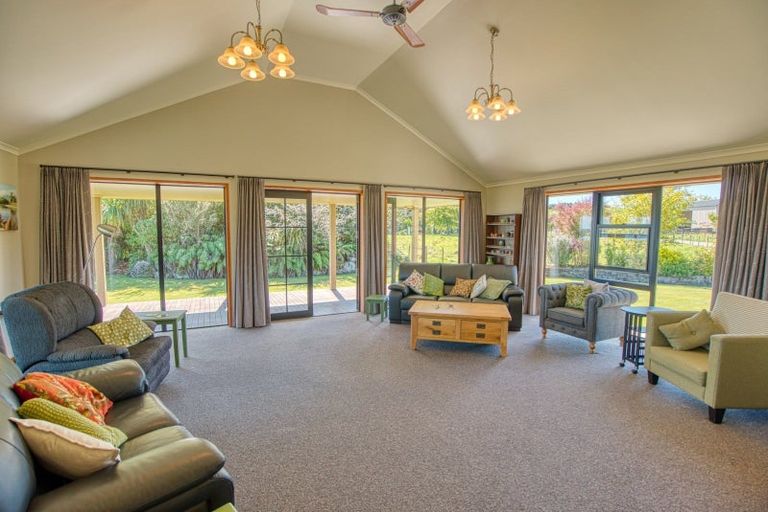 Photo of property in 315 Lake Brunner Road, Moana, Kumara, 7875