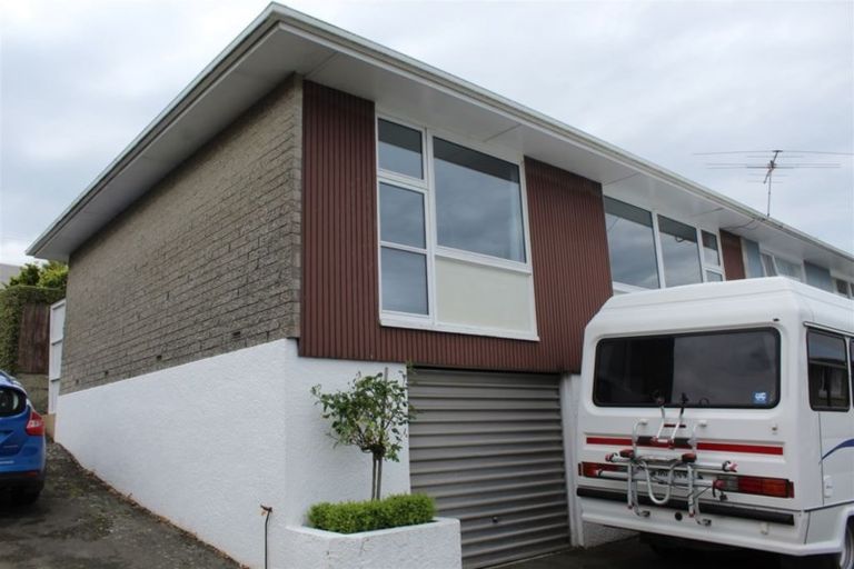 Photo of property in 92 Eglinton Road, Mornington, Dunedin, 9011