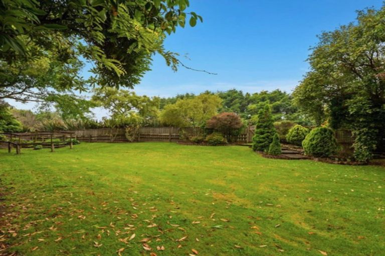 Photo of property in 3 Robinson Avenue, Holdens Bay, Rotorua, 3010