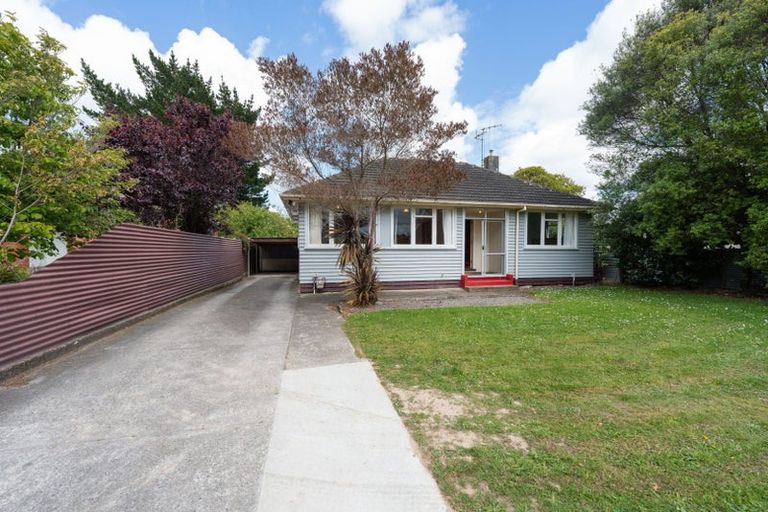 Photo of property in 21 Crewe Crescent, Hokowhitu, Palmerston North, 4410