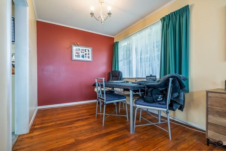 Photo of property in 23 Bushey Way, Maungaraki, Lower Hutt, 5010