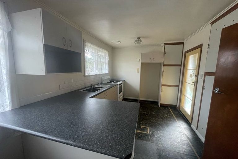 Photo of property in 5 Bowater Place, Manurewa, Auckland, 2102