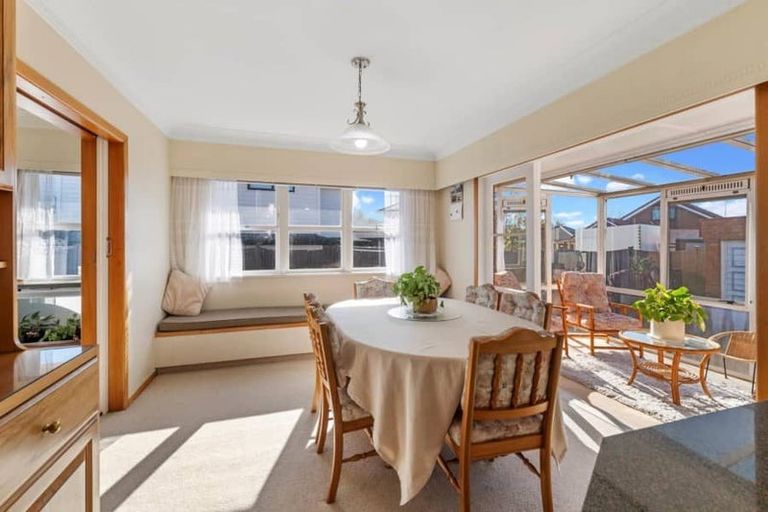 Photo of property in 45 Buckingham Crescent, Manukau, Auckland, 2025