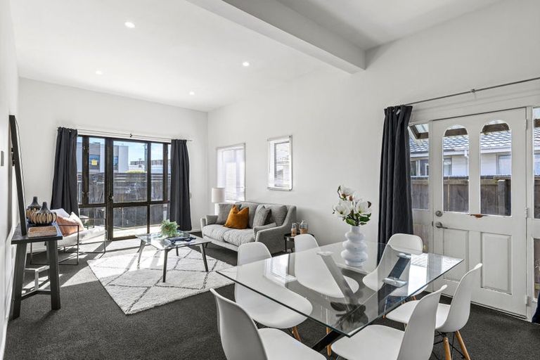 Photo of property in 56 Nursery Road, Phillipstown, Christchurch, 8011