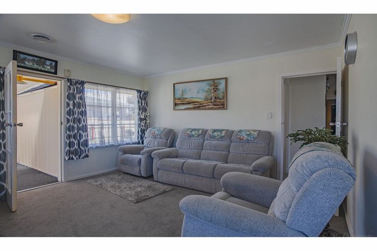 Photo of property in 2/75 Ranui Avenue, Waimataitai, Timaru, 7910