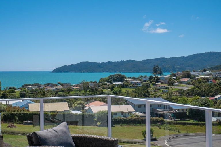 Photo of property in 21 Christine Drive, Coopers Beach, 0420