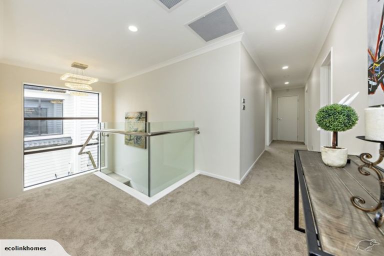 Photo of property in 11 Lavey Road, Flat Bush, Auckland, 2019