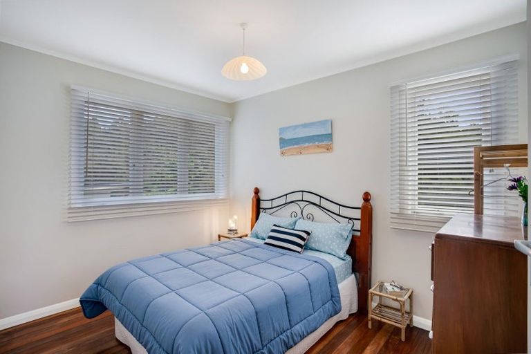 Photo of property in 42 Seaview Road, Paihia, 0200